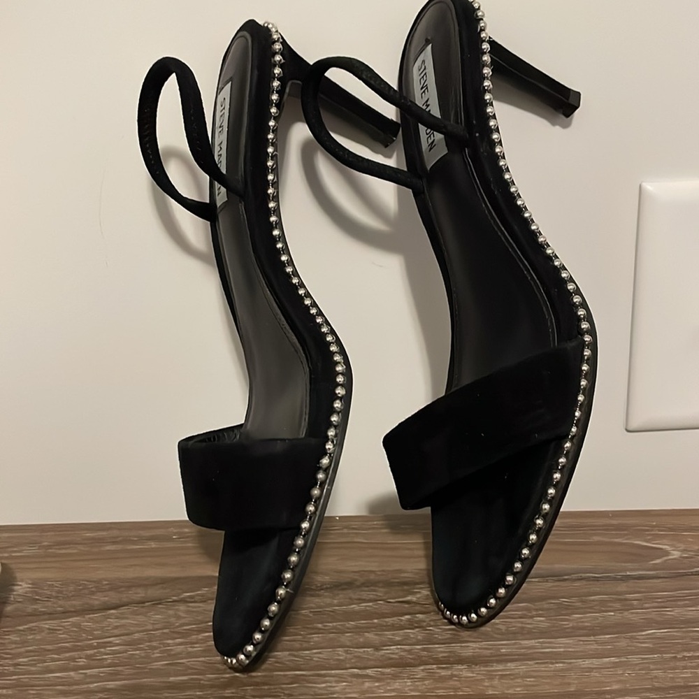 Steve Madden Sylvie Studded High Heels Size 8.5 Black Glam Feminine Minimalist